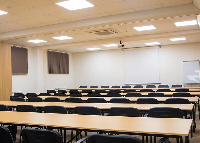 Park Asenevtsi מלון 3*