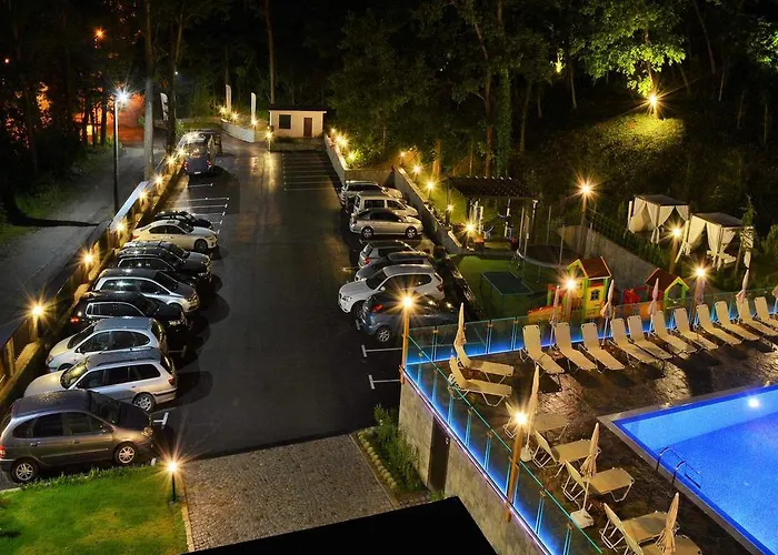 Park Asenevtsi מלון וליקו טורנובו